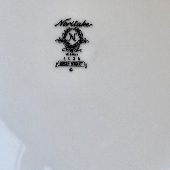 NORITAKE BORDER BOUQUET 4025 DINNER PLATE GUC SEE PICTURES - Picture 3 of 4
